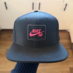Nike SB Aerobill 2.0 Pro Dri-fit SnapBack Hat Skateboarding